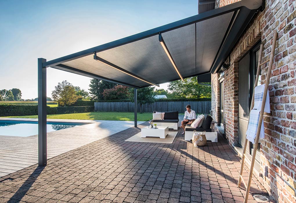 Retractable Awning