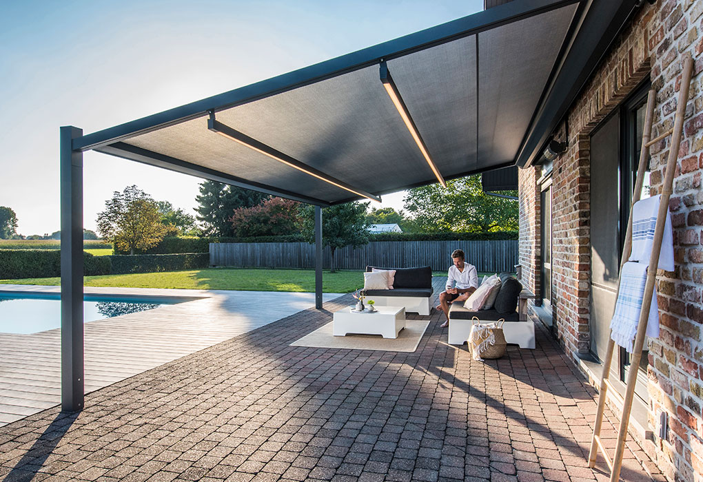 Retractable Structures